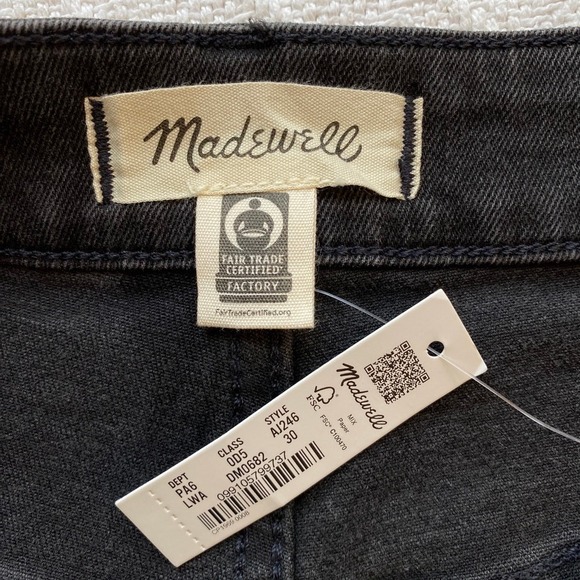 Madewell Curvy High‎ Rise Denim Shorts Black Raw Hem Size 30 - Picture 8 of 12